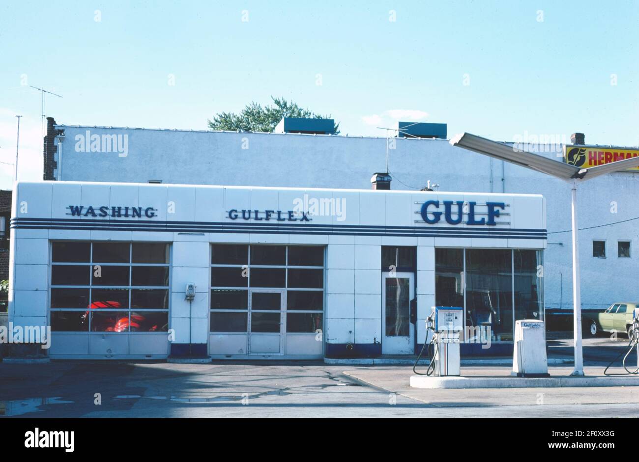 Années 1970 États-Unis - Gulf station Port Chester New York ca. 1976 Banque D'Images