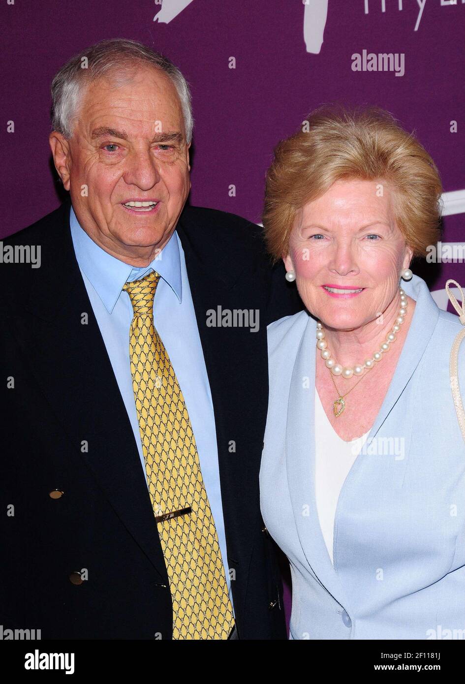 Garry Marshall et sa femme Barbara Marshall. 24 septembre 2009, Beverly Hills, CA. Le premier déjeuner annuel de Variety's Power of Women a eu lieu à l'hôtel Beverly Wilshire. Crédit photo: Giulio Marcocchi/Sipa Press./Power_gm.123/0909250143 Banque D'Images