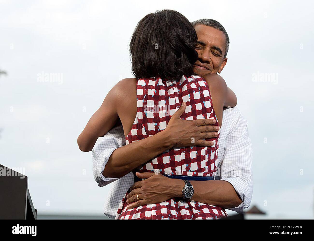 Le 15 août 2012 - la présidente épouse la première dame après qu'elle l'ait présenté à un événement de campagne à Davenport, Iowa. Banque D'Images