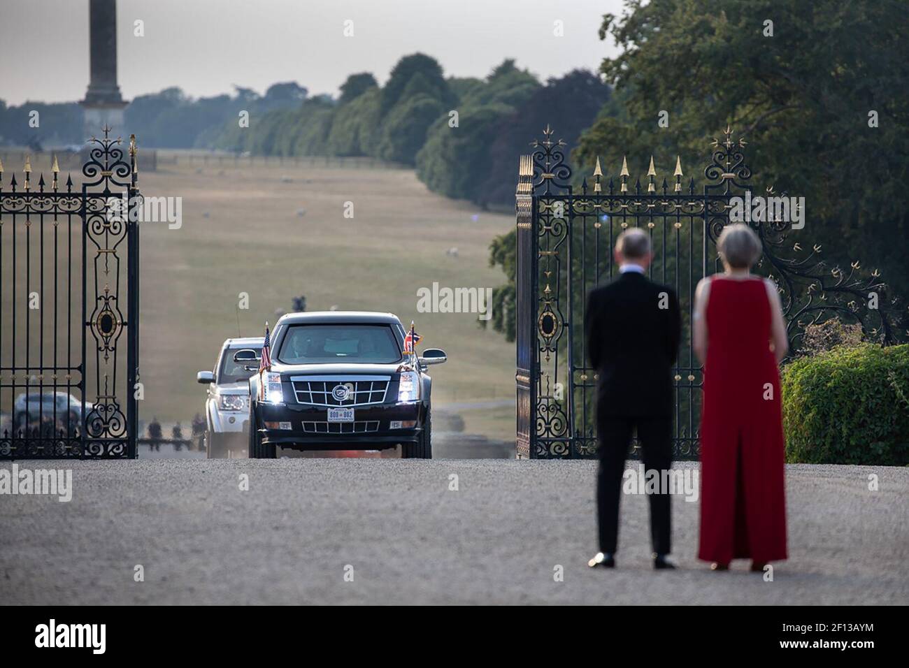 La première ministre Theresa May et son mari Philip May sont les hôtes Une cérémonie d'arrivée au Palais de Blenheim / juillet 12 2018 Banque D'Images