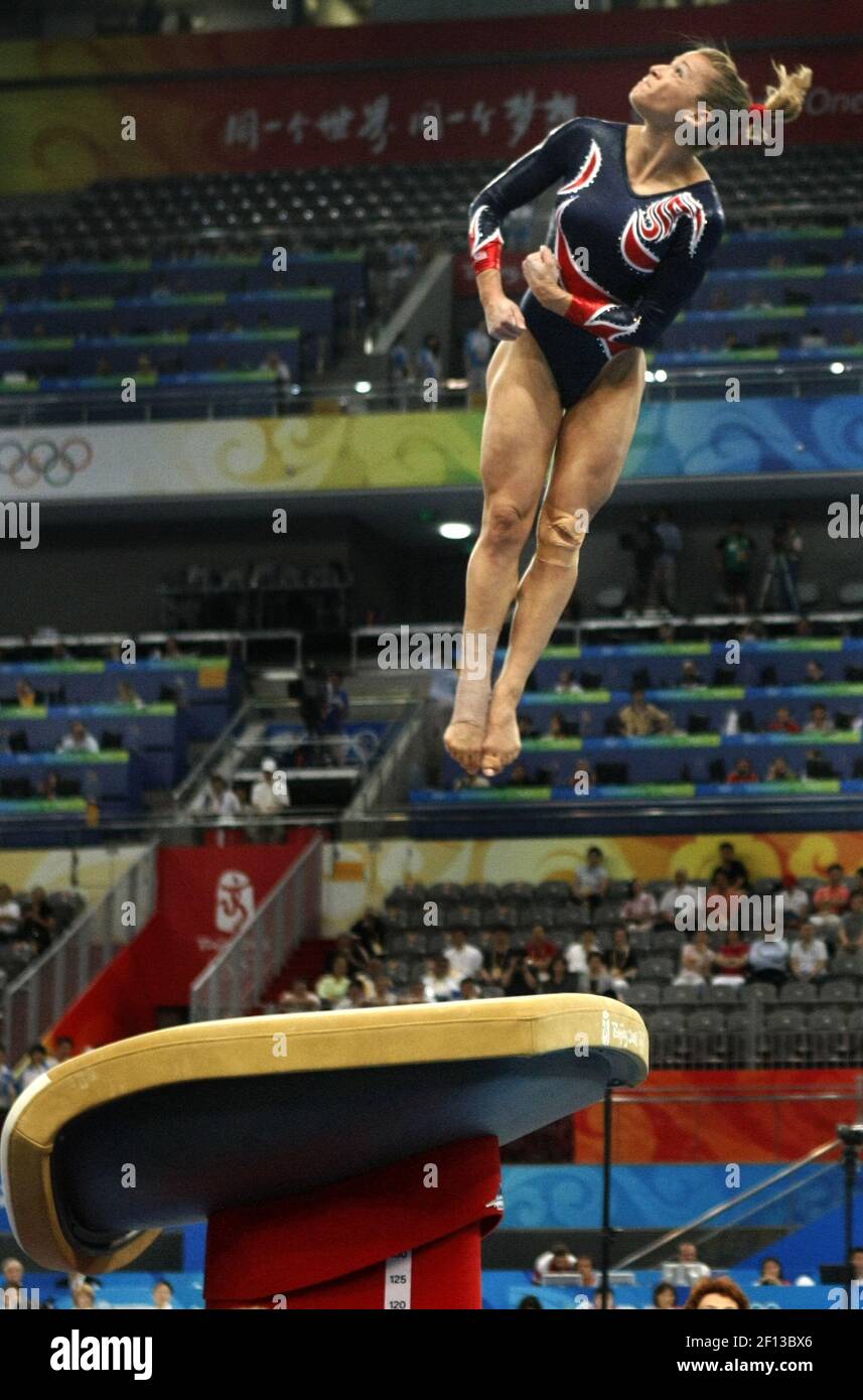 Alicia Sacramone des États-Unis participe à la compétition de vault dans des appareils individuels le dimanche 17 août 2008, aux Jeux de la XXIXe Olympiade à Beijing, en Chine. (Photo de Tom Fox/Dallas Morning News/MCT/Sipa USA) Banque D'Images