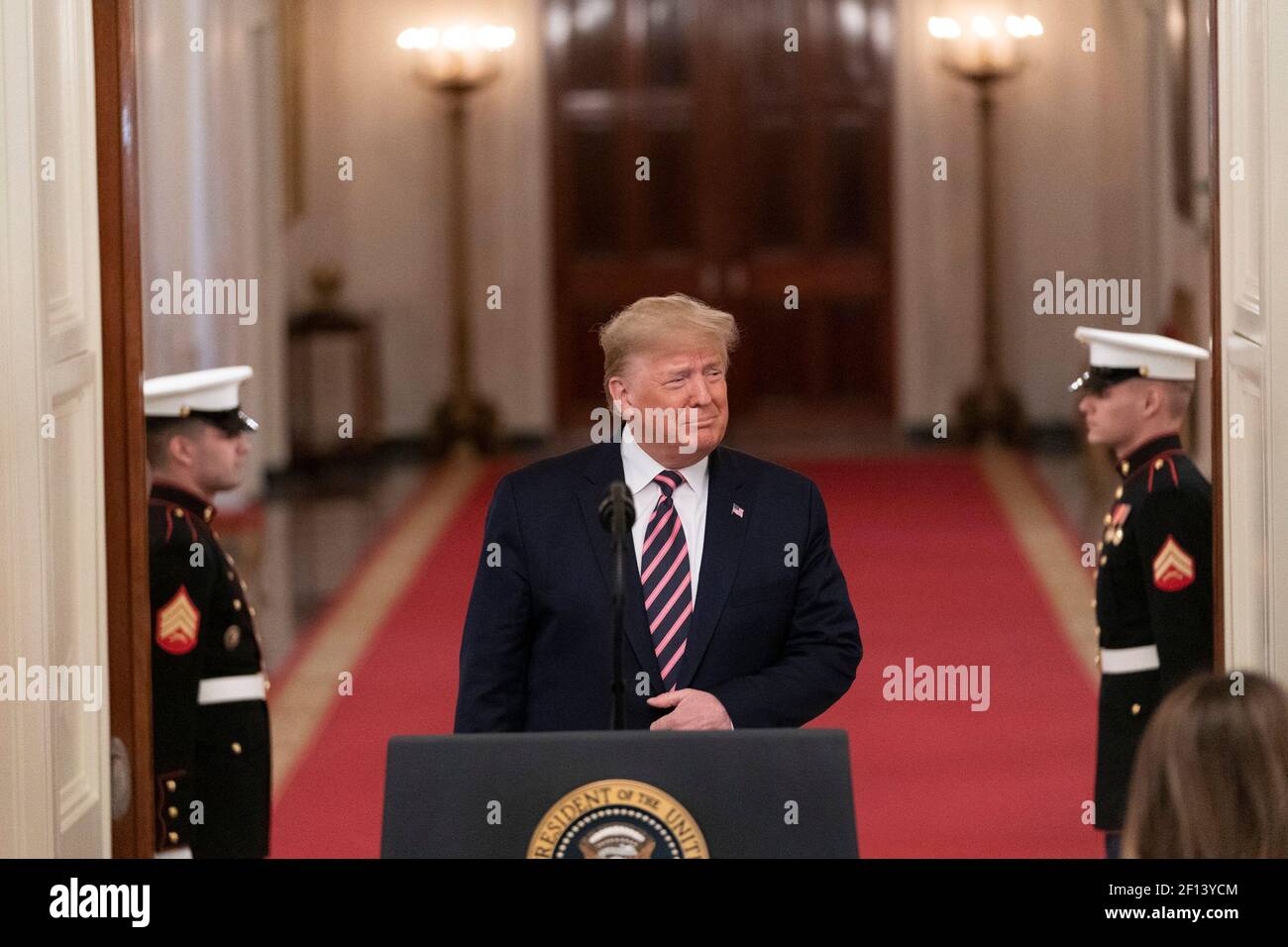 Le président Donald Trump prend la parole jeudi 6 2020 février dans la salle est de la Maison Blanche en réponse à l'acquittement de deux accusations d'impeachment. Banque D'Images