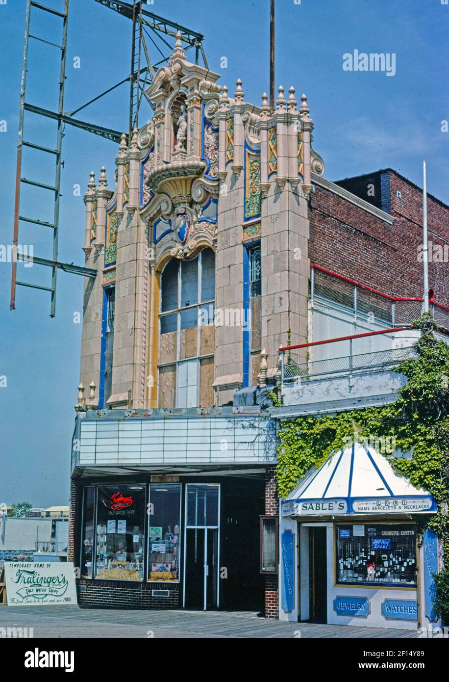 Warner Theatre - 2015 Boardwalk - Atlantic City - New Jersey ca. 1978 Banque D'Images
