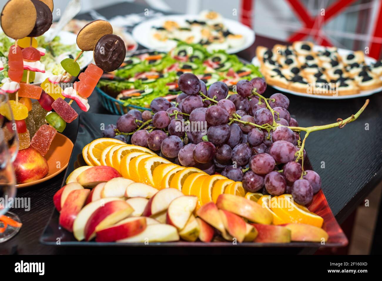 Tranches de raisin et de fruits Banque D'Images
