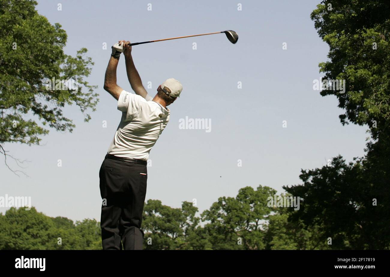 Jim Furyk est au deuxième tour de la Bank of America Colonial à fort Worth, Texas, le vendredi 19 mai 2006. (Photo par Ron T. Ennis/fort Worth Star-Telegram/KRT) Banque D'Images