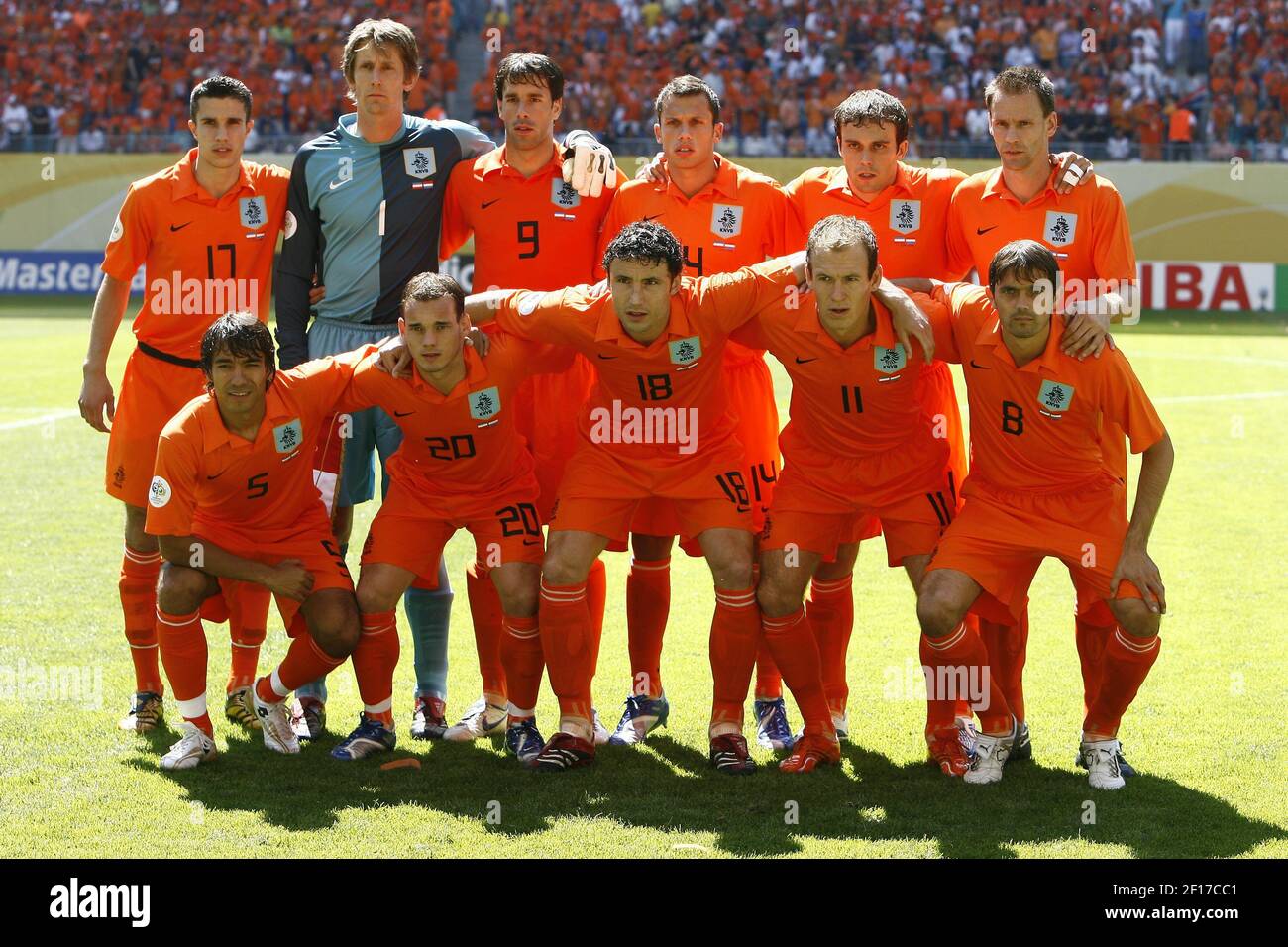 Équipe de football des pays-Bas lors de la coupe du monde 2006, Groupe C,  Serbie et Monténégro vs pays-Bas à Leipzig, Allemagne, le 11 juin 2006. Les  pays-Bas ont gagné 1-0. Photo