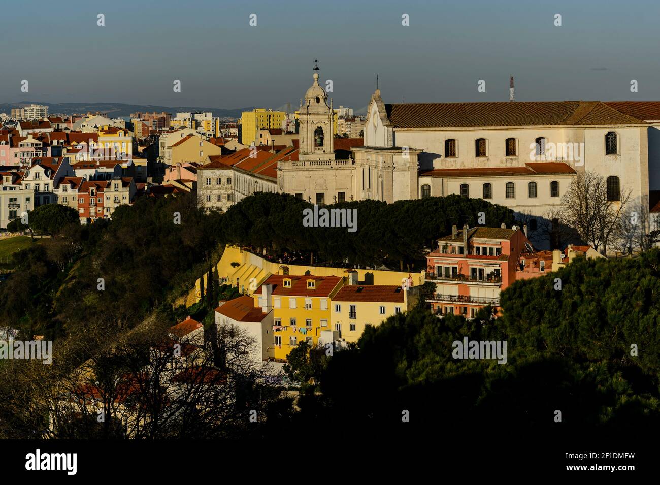 Le point de vue et l'église de Graça à Lisbonne, Portugal Banque D'Images