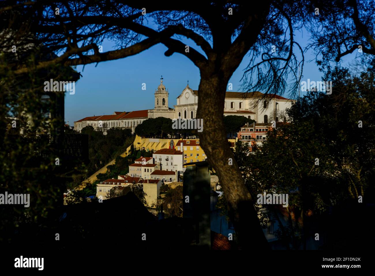 Le point de vue et l'église de Graça à Lisbonne, Portugal Banque D'Images