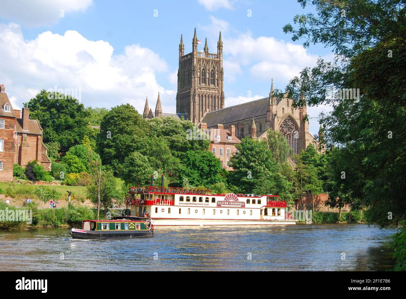 L'ensemble de la cathédrale de Worcester, Worcester, Severn River Worcestershire, Angleterre, Royaume-Uni Banque D'Images