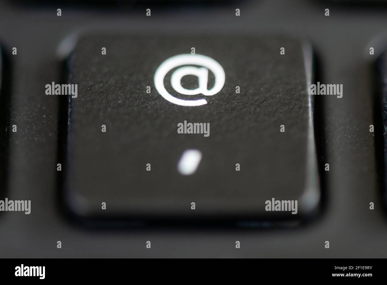 À la touche signe et apostrophe du clavier d'un ordinateur portable Photo  Stock - Alamy