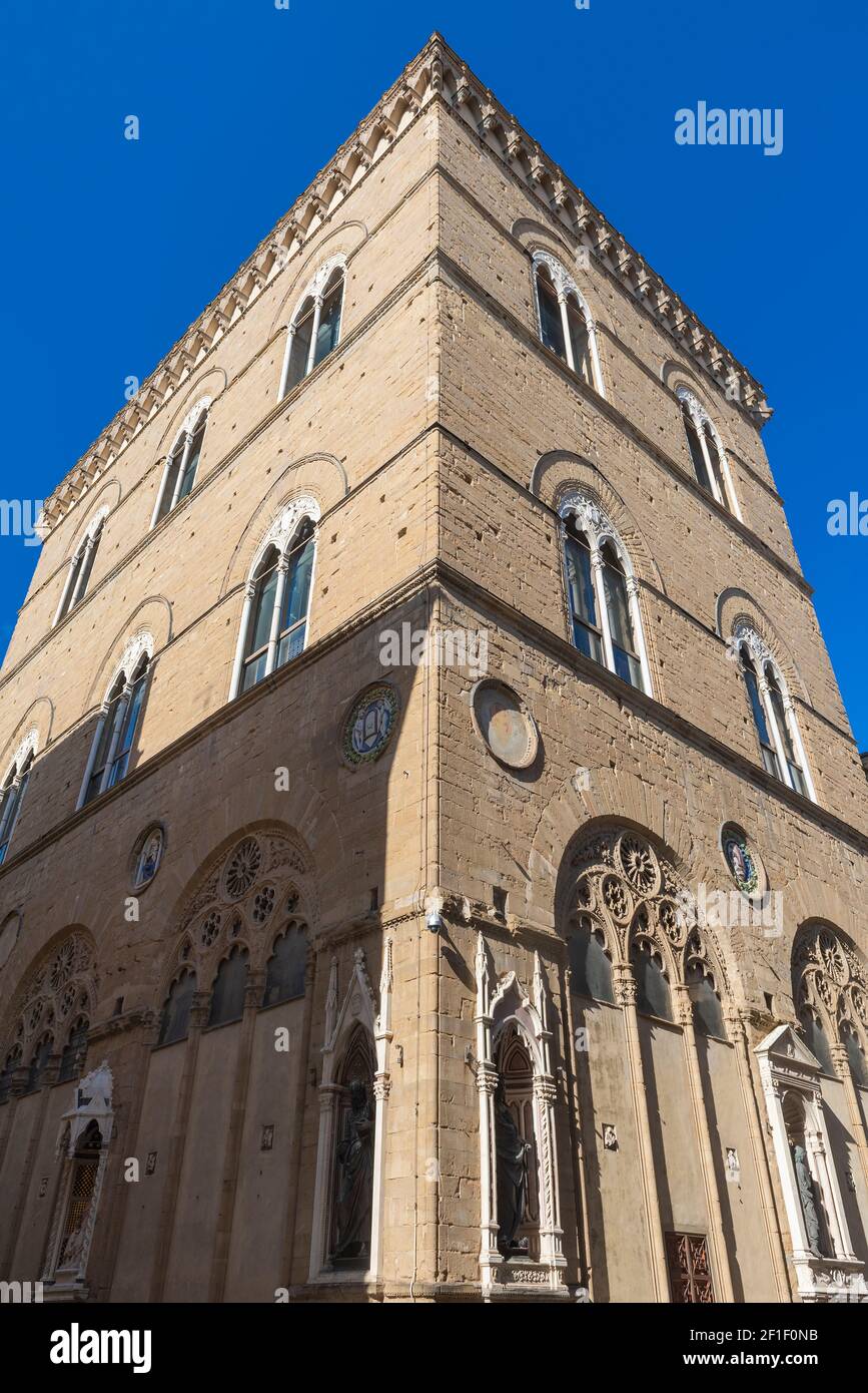 L'église d'Orsanmichele, anciennement connue sous le nom d'église de San Michele à Orto, est située à Florence et était à l'origine une loggia construite pour le Banque D'Images