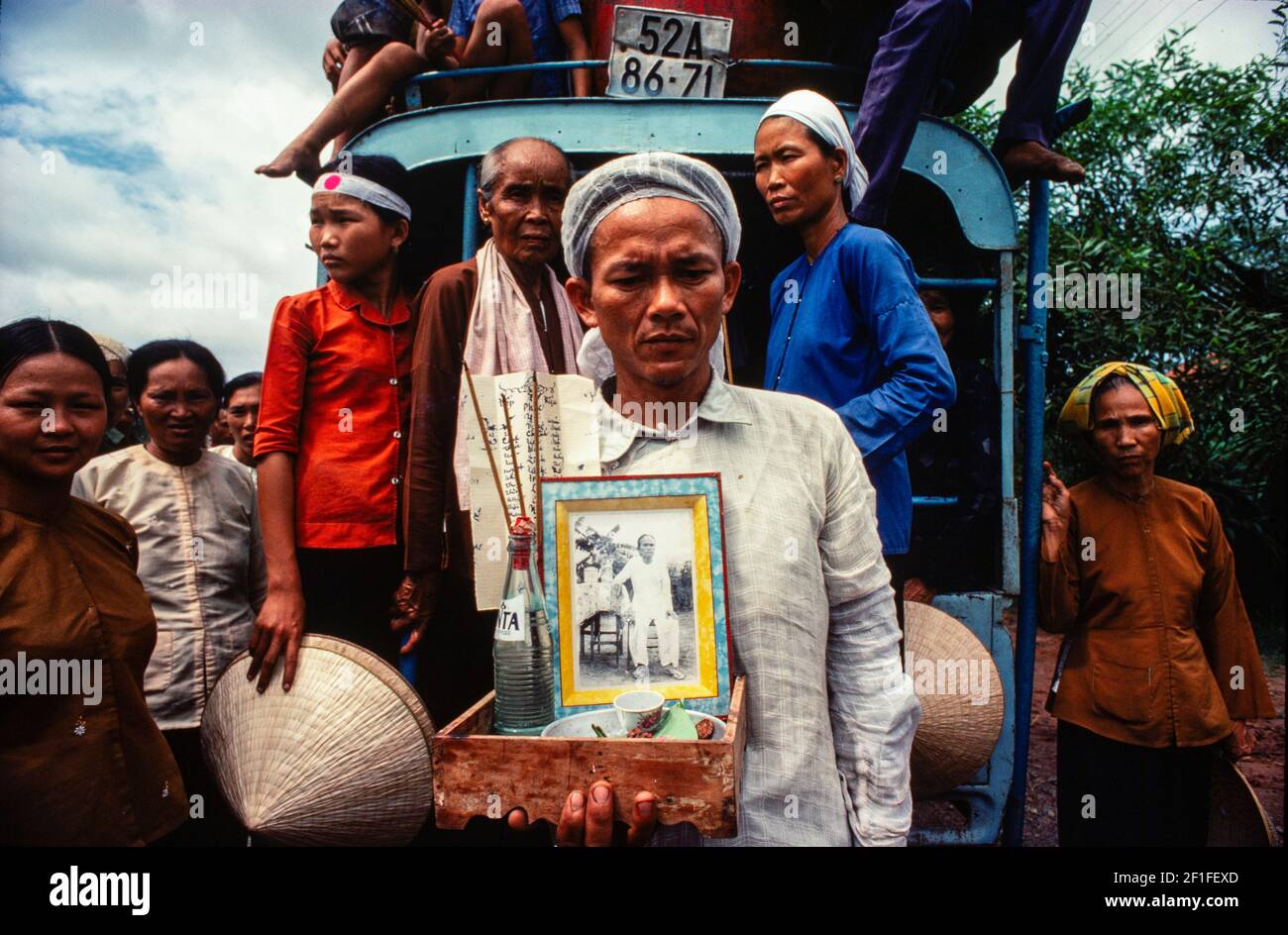 Un cortège funéraire, delta du Mékong, Vietnam du Sud Banque D'Images