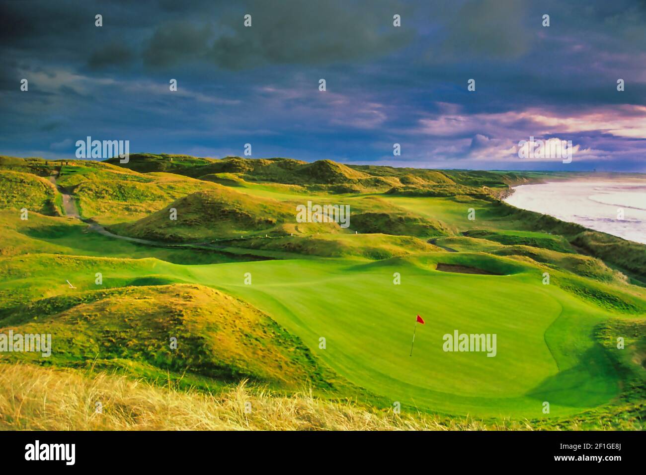 15ème trou sur le célèbre vieux parcours de Ballybunion Golf Club, Comté de Kerry, Irlande. Banque D'Images