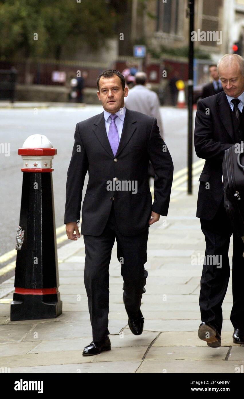 Paul Burrell, maître d'hôtel de Diana, arrivant au Old Bailey ce matin.16 octobre 2002 photo Andy Paradise Banque D'Images