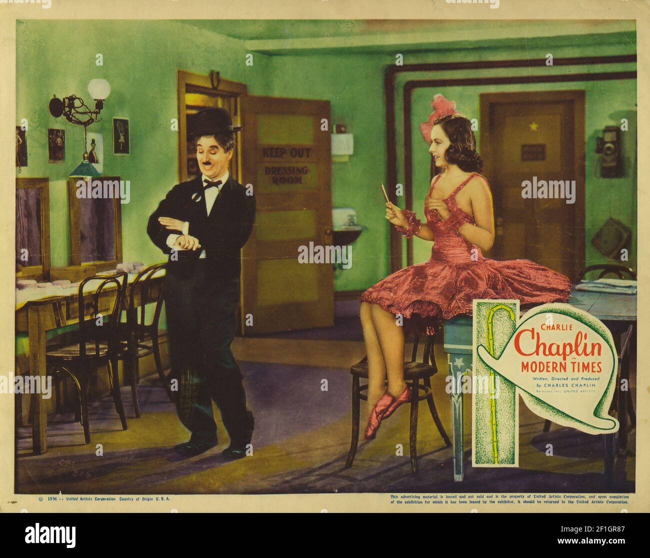 Carte du hall : Modern Times – un film humoristique américain de 1936 écrit et réalisé par Charlie Chaplin. Banque D'Images