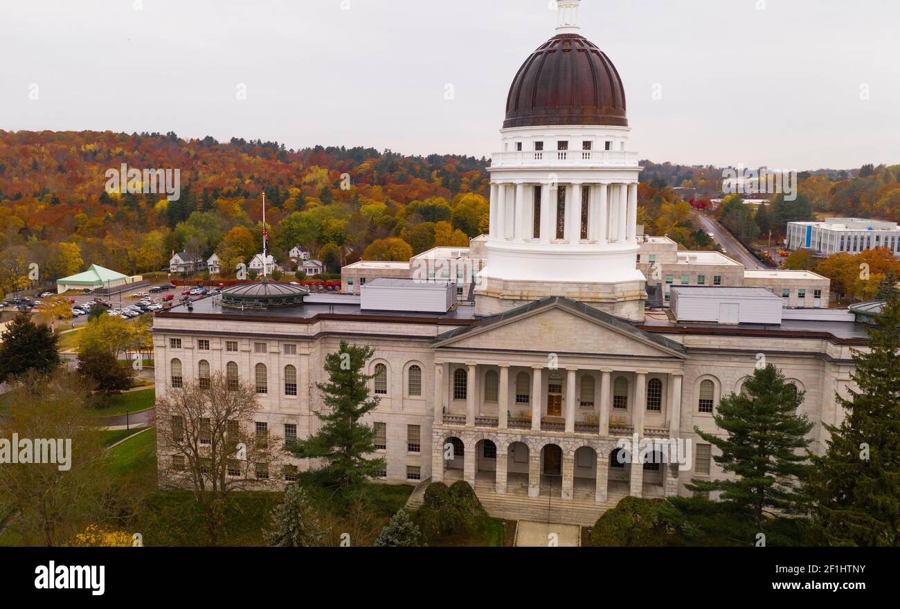 Capitol Building State House Augusta Maine Autumn Season Aerial Banque D'Images