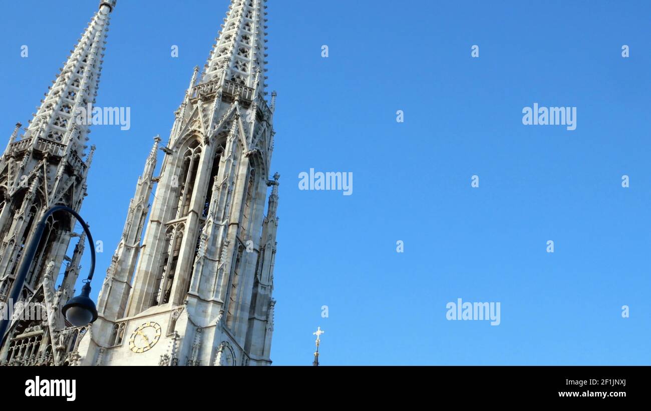 Vue sur le toit de la cathédrale de Vienne Banque D'Images