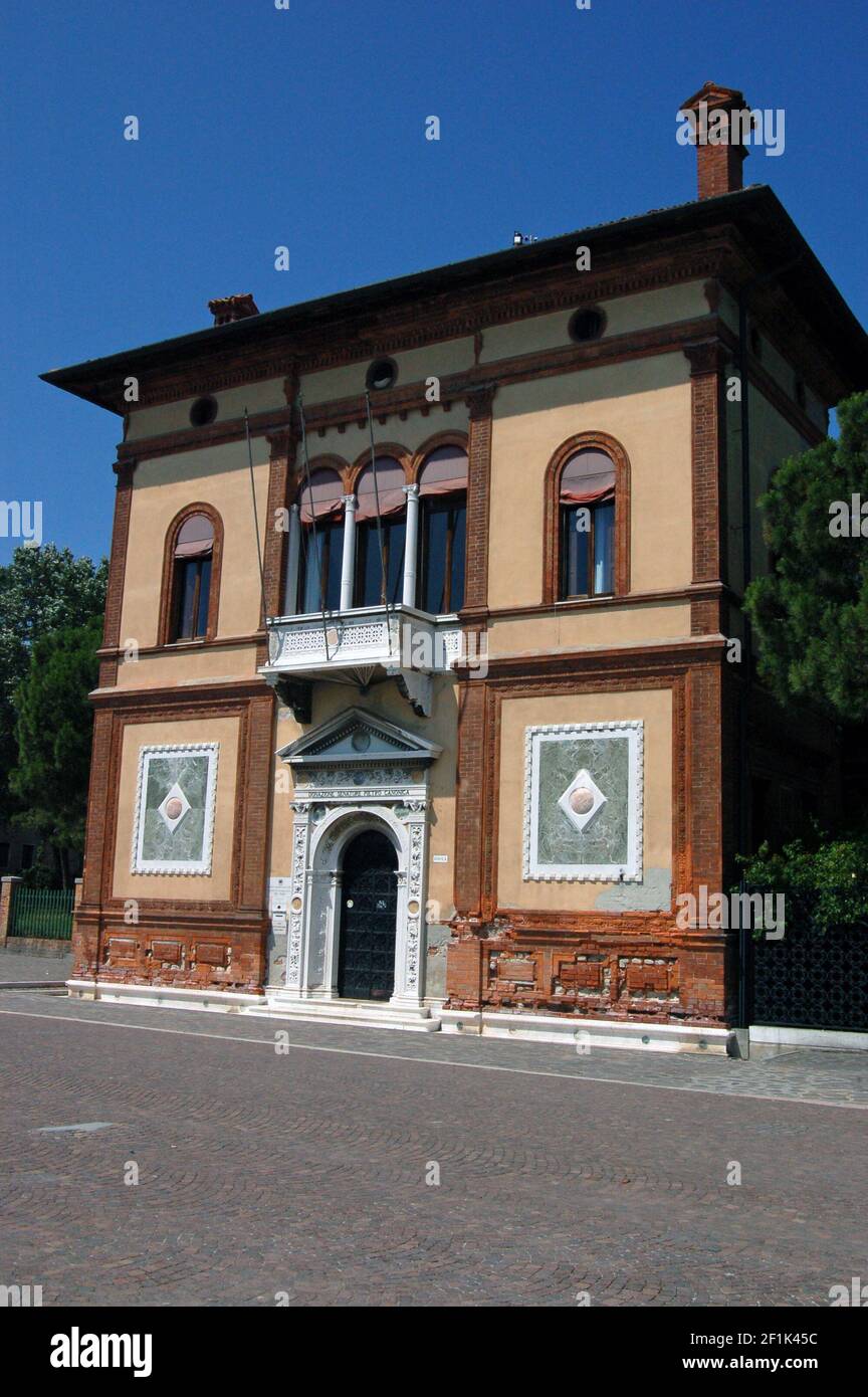 Ce magnifique bâtiment historique abrite l'Institut de biologie marine de Venise, l'Institut d'études Adriatique et l'Institut des sciences marines. Riva d Banque D'Images