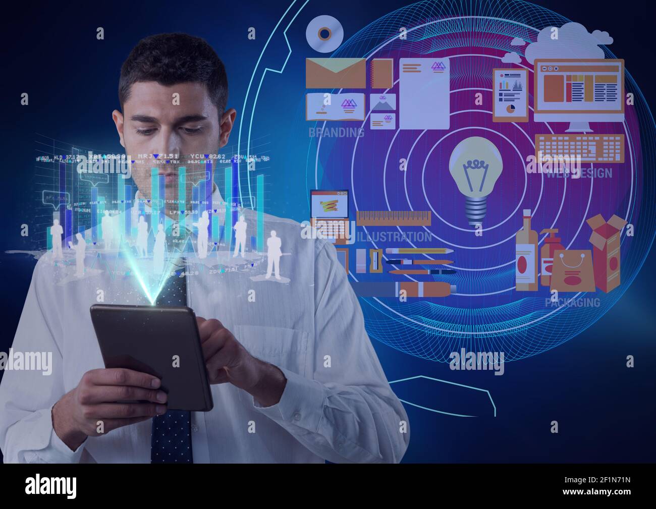 Interface informatique avec traitement de données contre homme d'affaires utilisant une tablette numérique Banque D'Images