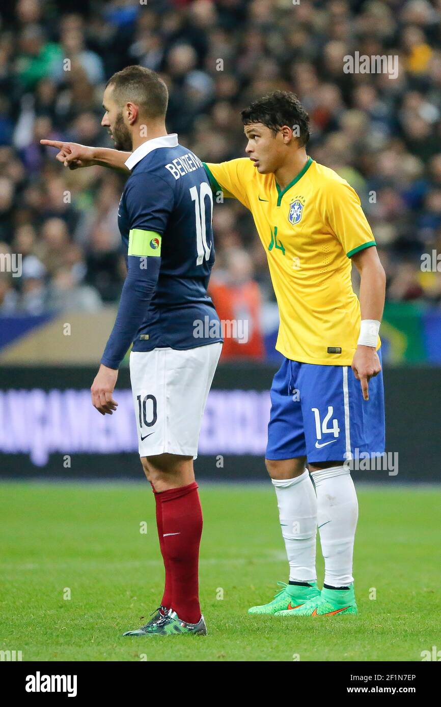 Thiago Silva (Bresil), Karim Benzema (FRA) lors du match international de  football amical entre la France et le Brésil au Stade de France à Saint  Denis (nord de Paris), le 26 mars