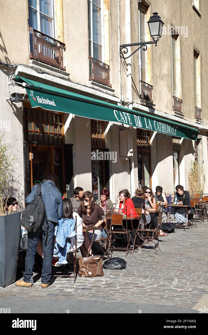 Café de la Cathédrale, rue St-Etienne Lyon Banque D'Images