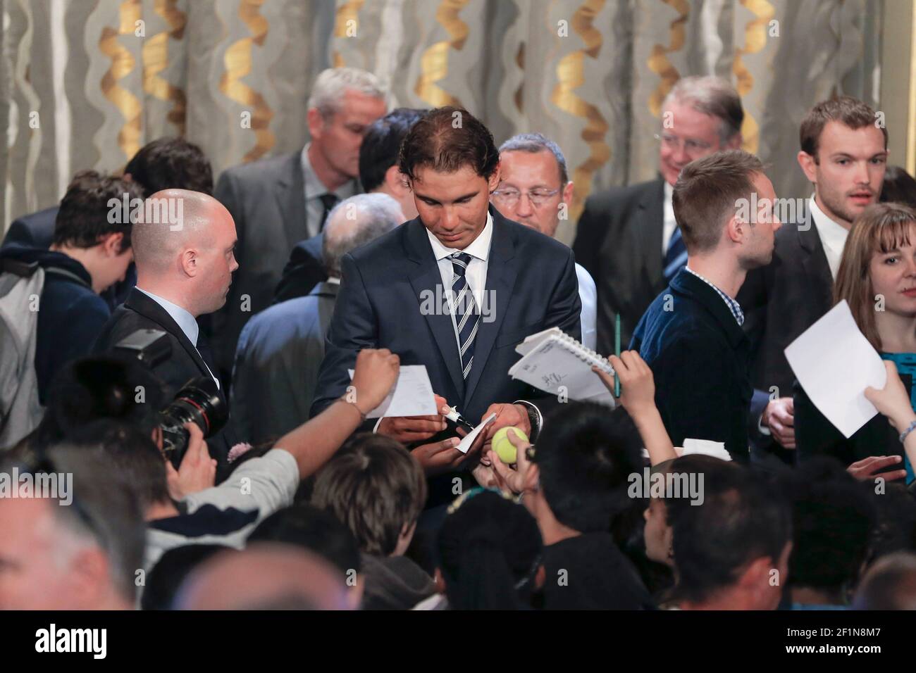 FRANCE, Paris : le joueur espagnol de tennis Rafael Nadal a reçu du maire français de Paris Anne Hidalgo la Médaille Vermeil de la ville de Paris le 21 mai 2015 à Paris - PHOTO de Stéphane Allaman/DPPI Banque D'Images