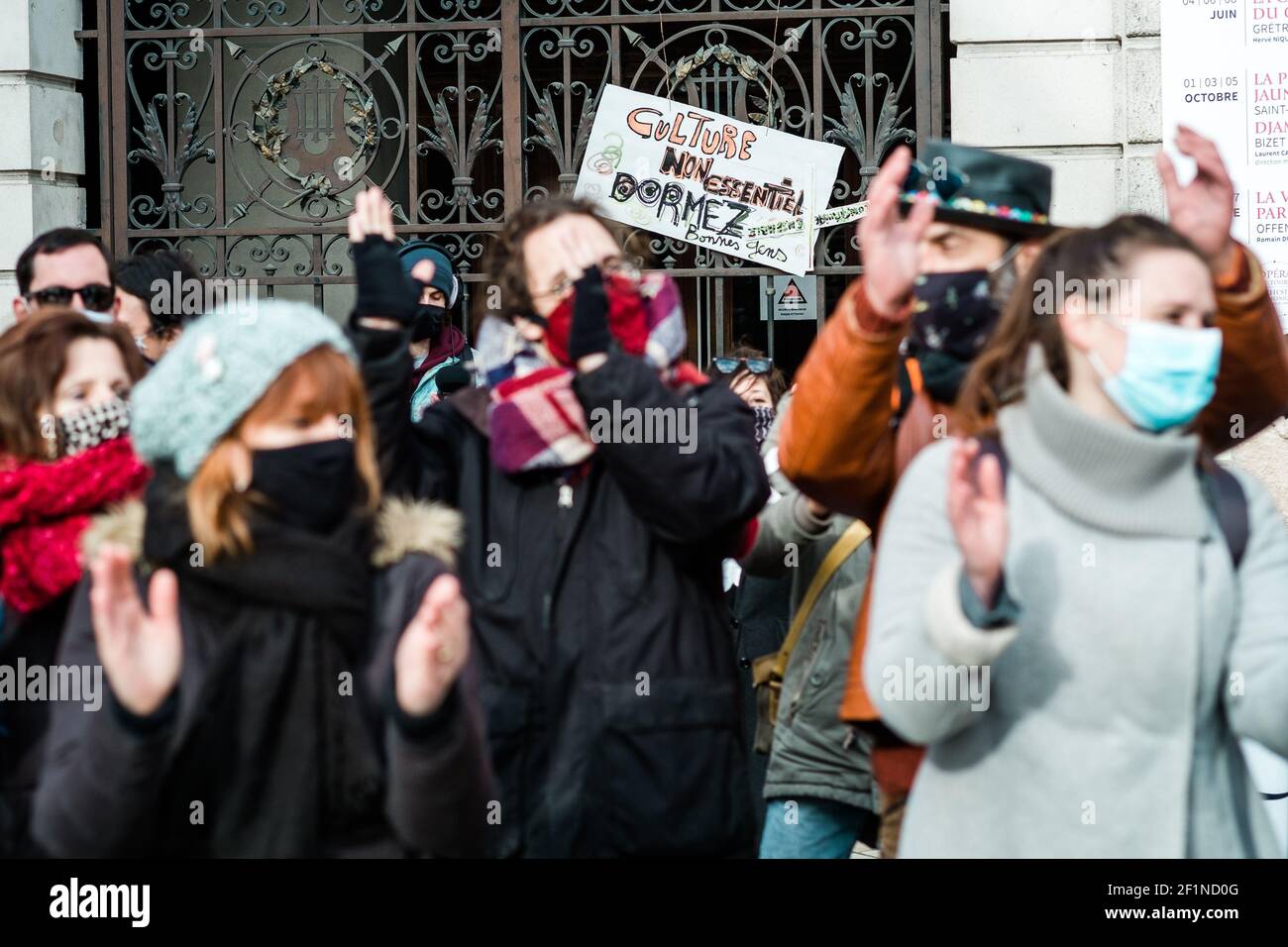 Démonstration du secteur culturel qui accuse le gouvernement de ne rien faire pour les aider, en raison de leurs difficultés dues à la crise de la cavique Banque D'Images