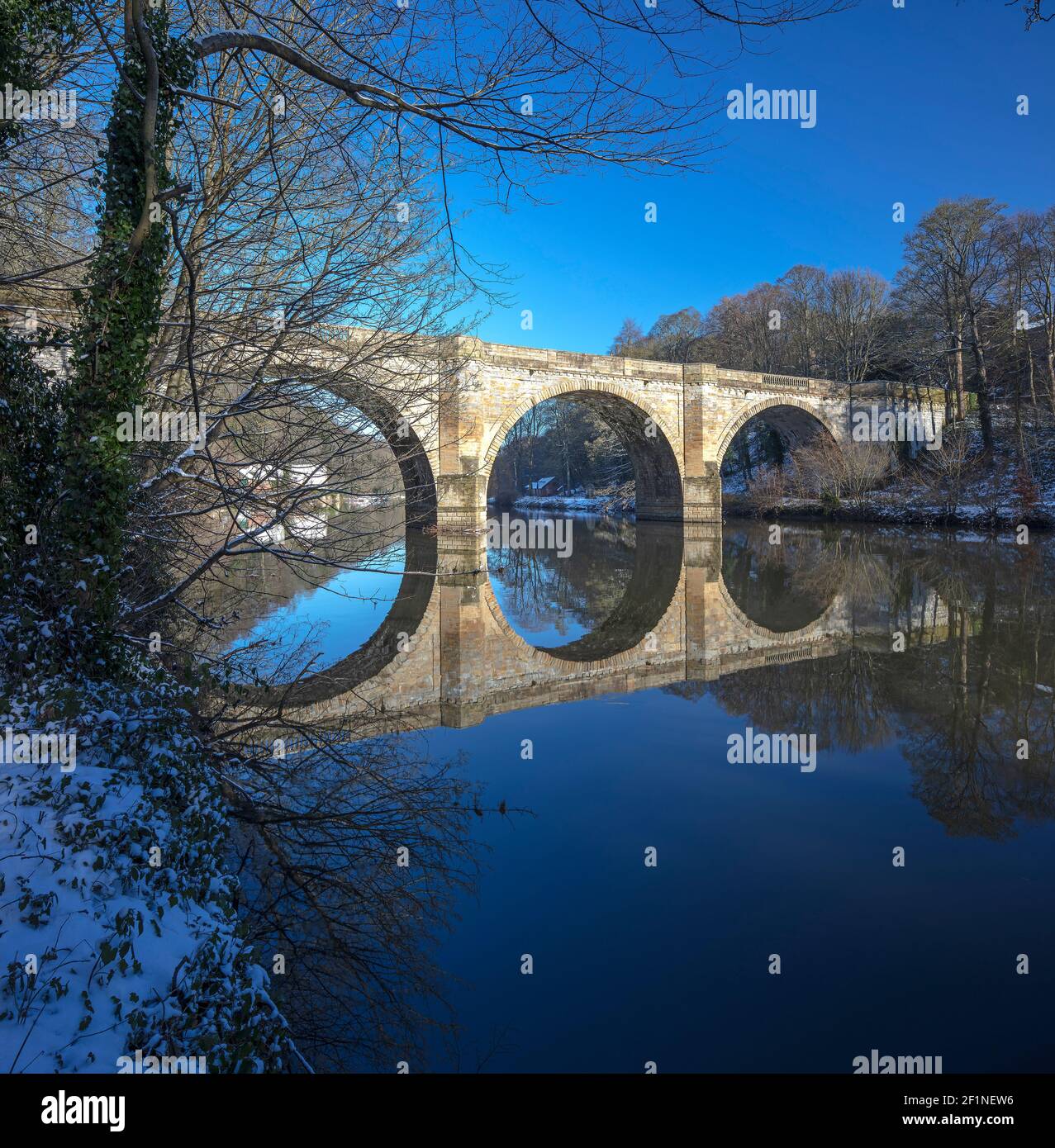 Prebends Bridge en hiver, Durham City, comté de Durham, Angleterre, Royaume-Uni Banque D'Images