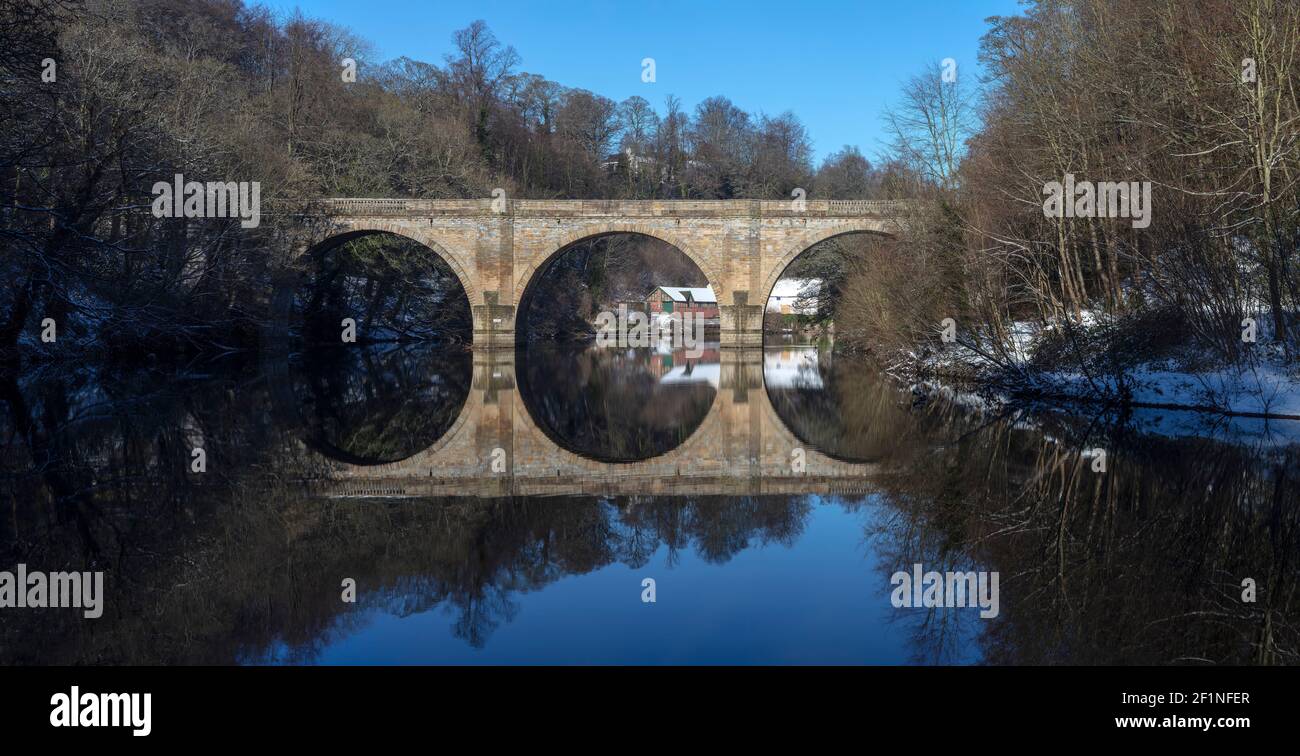 Prebends Bridge en hiver, Durham City, comté de Durham, Angleterre, Royaume-Uni Banque D'Images