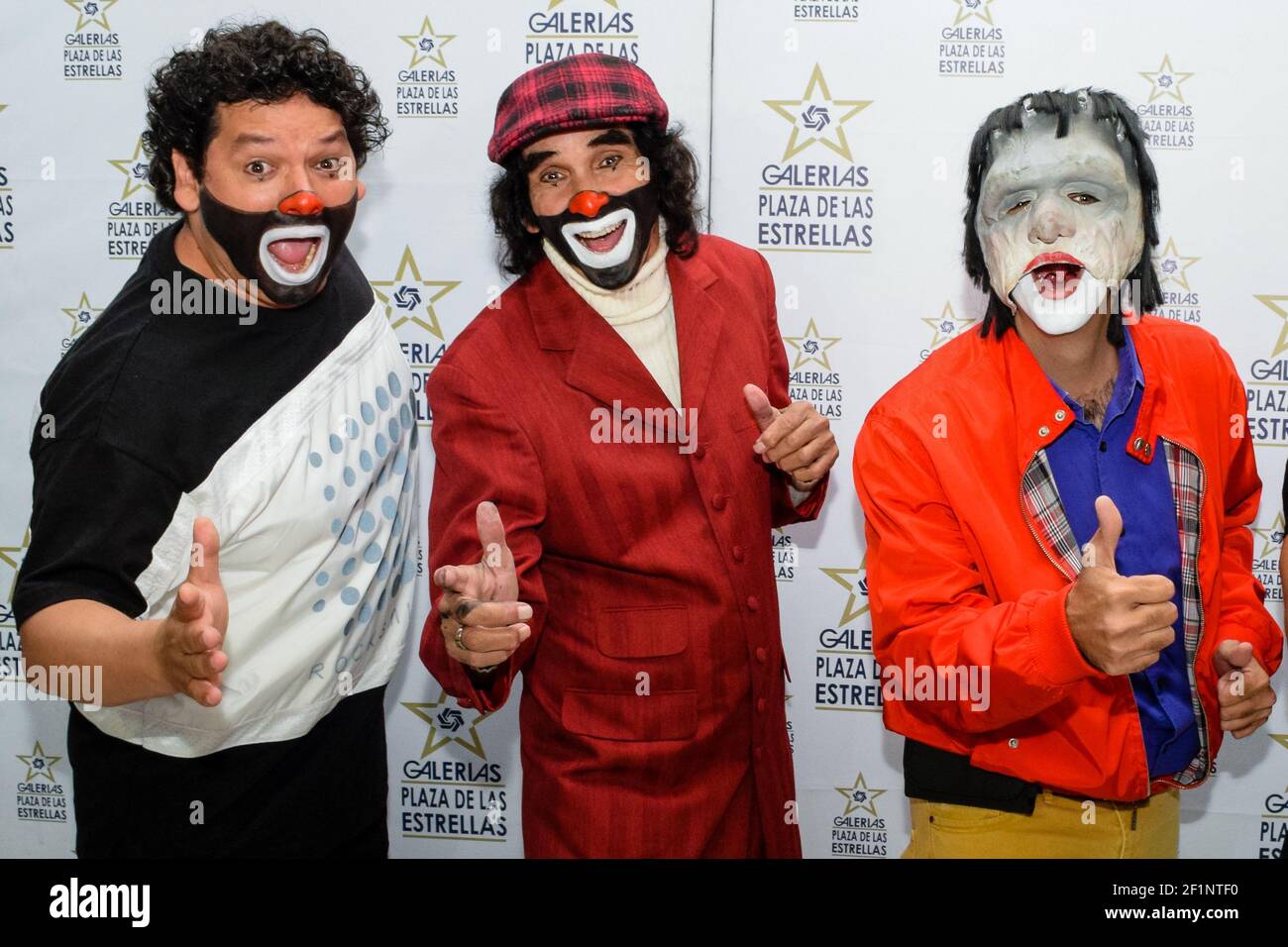 Ciudad de México, 08 marzo 2021– Muere el famoso payaso mexicano Cepillín (El payasito de la Tele), murió tras ser Hospitalizado de emergencia la semana pasada por una lesión en la columna, fleció a los 75 años Ricardo González Gutiérrez, “Cepillín”. @cepillintv #Cepellin durante la develación de sus huellas en Plaza Galerías. (Foto: @pacomxdf Francisco MORALES/DAMMPHOTO NortePhoto.com) Banque D'Images