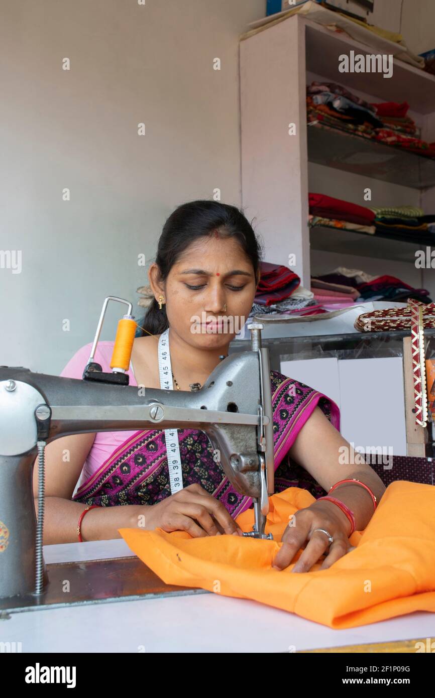 Couture indienne femme sale