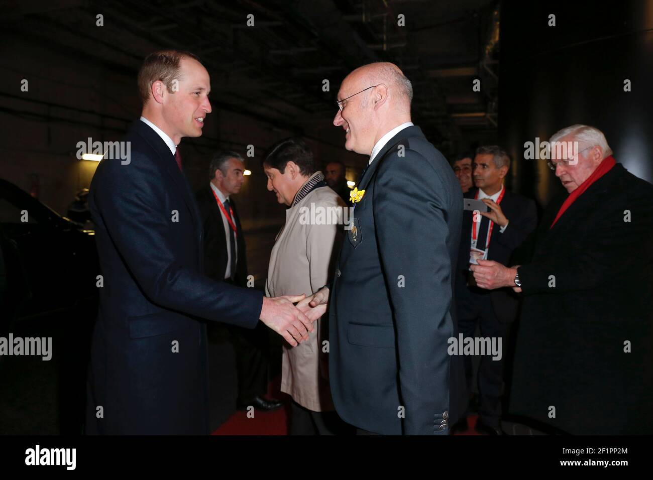 William Arthur Philip Louis connu sous le nom de Prince William, duc de Cambridge au Royaume-Uni (William Arthur Philip Louis dit Prince William, duc de Cambridge au Royaume-Uni) et Bernard Laporte (président de la fédération française de rugby), Patrick Kanner, ministre français des Affaires d'urbain, de la Jeunesse et des Sports, Dennis Gethin, Arrivée du Président de l'Union galloise de rugby lors du match RBS 6 Nations 2017 Rugby Union entre la France et le pays de Galles le 18 mars 2017 au Stade de France à Saint Denis, France - photo Stephane Allaman / DPPI Banque D'Images