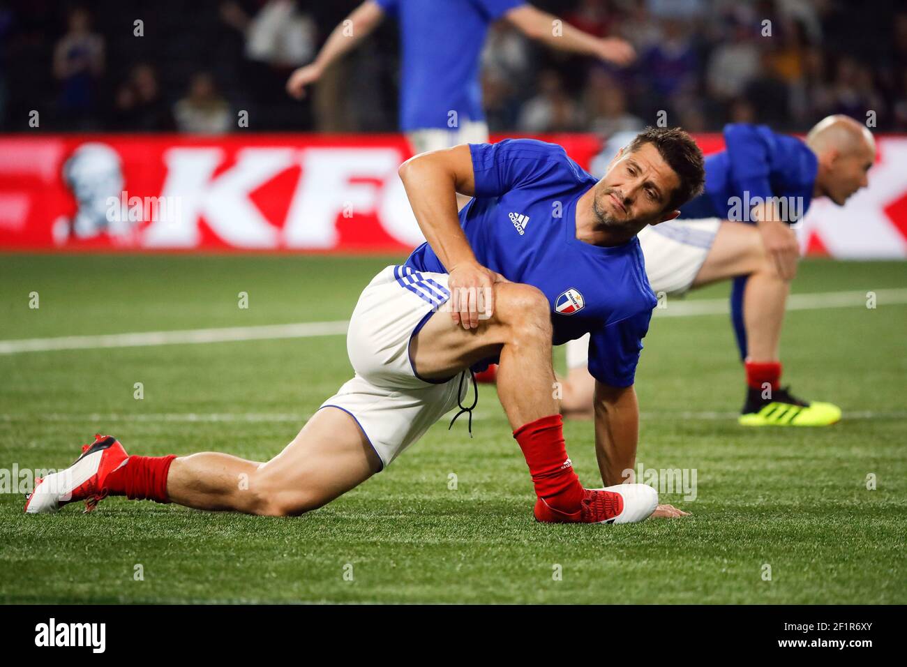 Bixente Lizarazu (France 98) et Zinedine Zidane (France 98) à  l'échauffement lors du match amical de football 2018 entre France 98 et  FIFA 98 le 12 juin 2018 à U Arena à