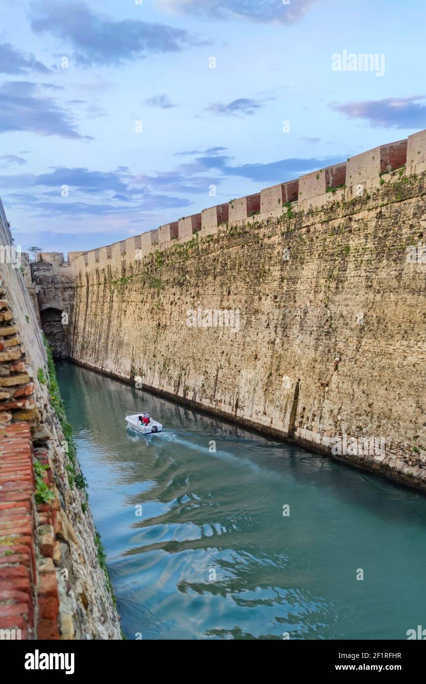 Fossé des murs royaux de Ceuta Banque D'Images