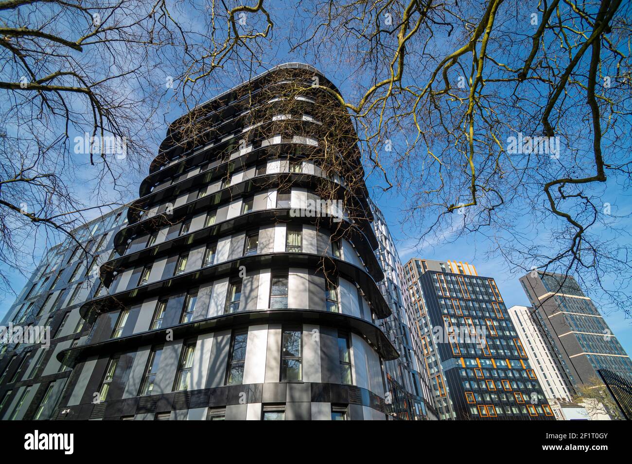 Vue extérieure de l'hébergement étudiant ultra moderne à Portsmouth, Royaume-Uni. Maison Catherine et maison Stanhope. Banque D'Images