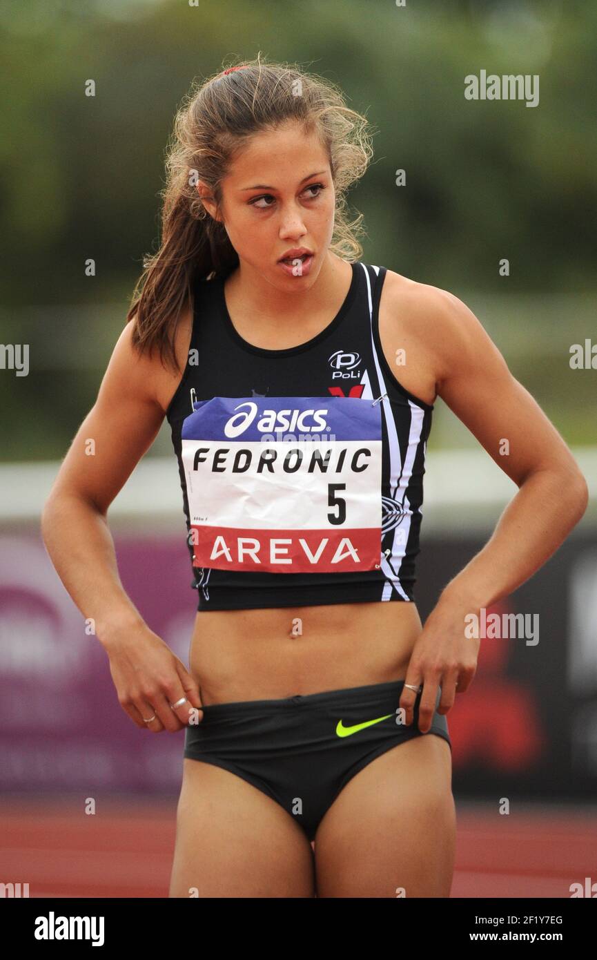 Justine Fedronique (FRA) sur 800 m femmes pendant les Championnats de France élite 2014, au Stade Georges-Hebert, Reims, France, le 11 juillet 2014. Photo Stephane Kempinaire / KMSP / DPPI Banque D'Images