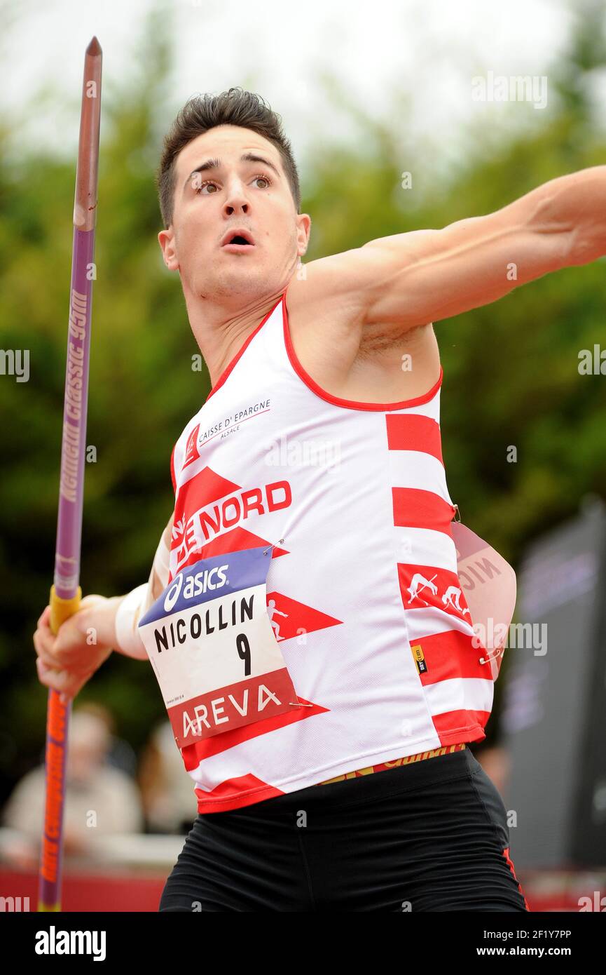 Jeremy Nicollet (FRA) sur Javelin lors des championnats d'élite français 2014, au stade Georges-Hebert, Reims, France, le 12 juillet 2014. Photo Stephane Kempinaire / KMSP / DPPI Banque D'Images