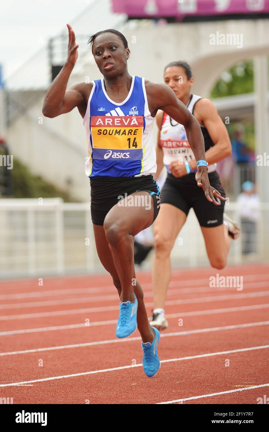 Myriam Soumare (FRA) sur 100 m femmes pendant les Championnats d'élite français 2014, au Stade Georges-Hebert, Reims, France, le 12 juillet 2014. Photo Stephane Kempinaire / KMSP / DPPI Banque D'Images