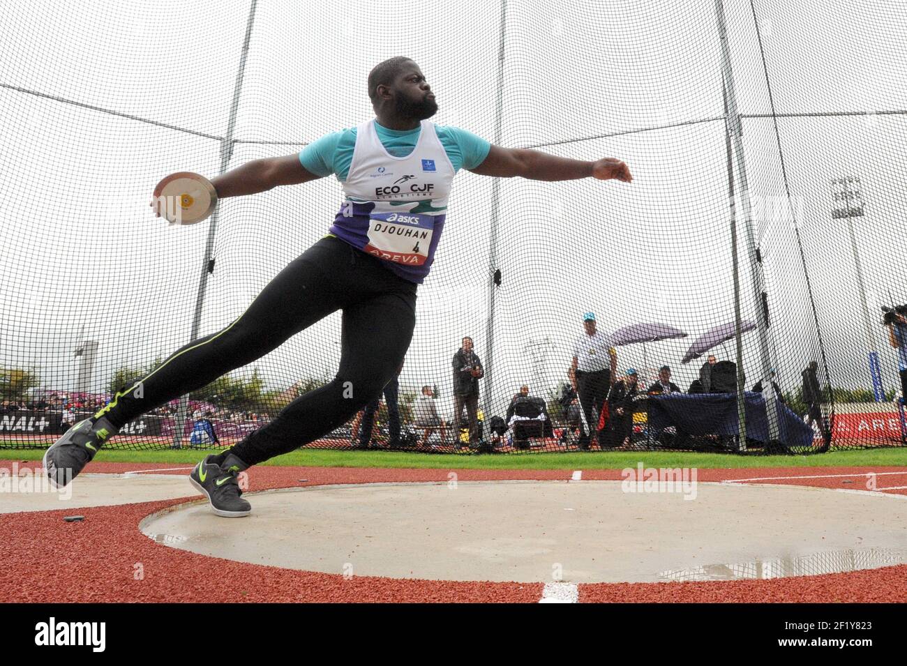 Lolassonn Djouhan (FRA) sur Discus lors des Championnats d'élite français 2014, au Stade Georges-Hebert, Reims, France, le 13 juillet 2014. Photo Stephane Kempinaire / KMSP / DPPI Banque D'Images