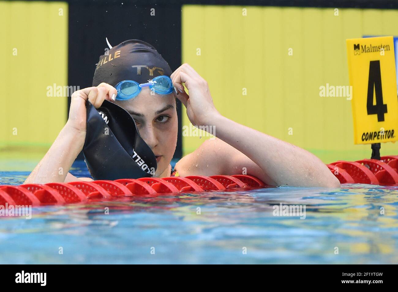 Beryl Gastaldello (FRA) compoetes sur 50 m Butterfly pendant les Championnats de natation de France 50m au complexe Aquapolis à Limoges, France, jour 5, 4 avril 2015. Photo Stephane Kempinaire / KMSP / DPPI Banque D'Images