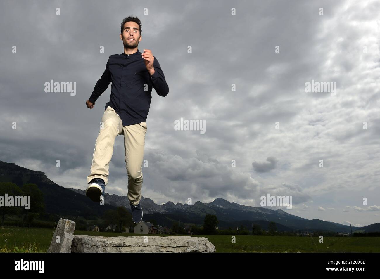Martin Fourcade de France pose à domicile, à Lans en Vercors, France, le 1er juin 2015. Photo Philippe Millereau / KMSP / DPPI Banque D'Images