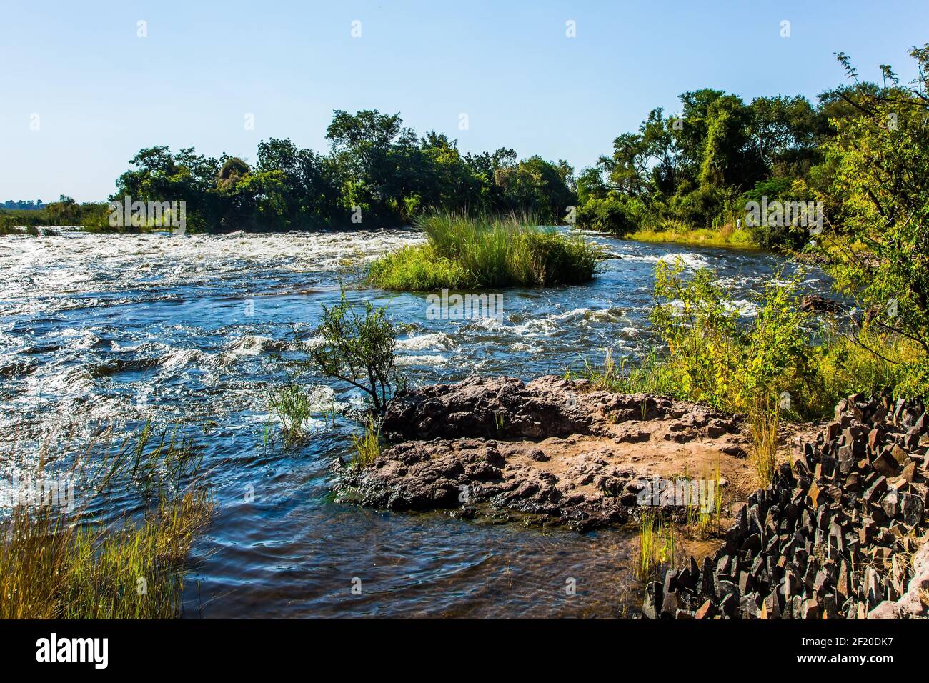 La rivière Zambèze qui fait rage Banque D'Images