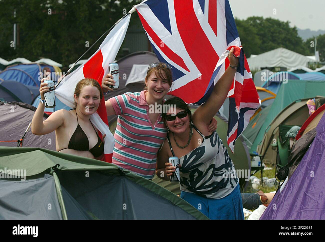 Les fans de rock commencent la fête au Festival de l'île de Wight. pic Mike Walker, 2007 Banque D'Images