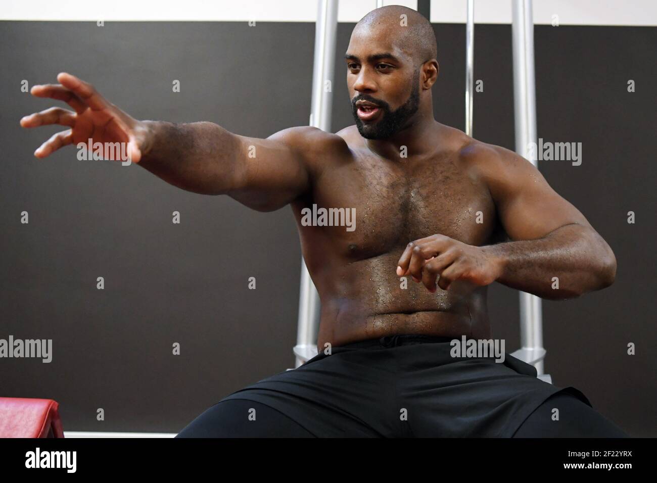 Teddy Riner lors d'une séance de pratique physique (Bodybuilding) le 27