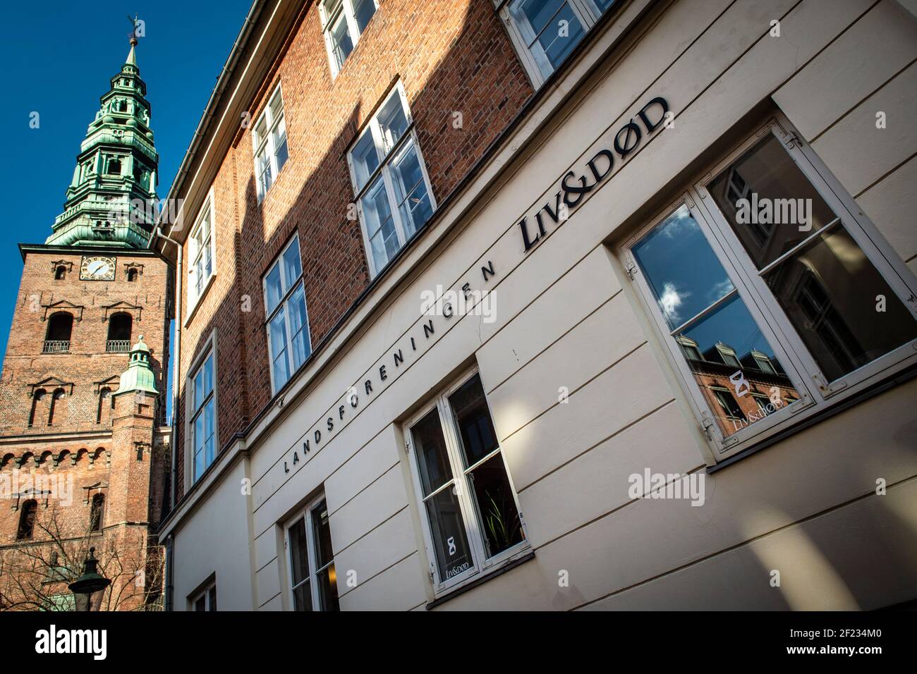 L'Association nationale pour la vie et la mort (Landsforeningen Liv & Død) de Copenhague est une organisation humanitaire à but non lucratif. Leur but est de le faire Banque D'Images