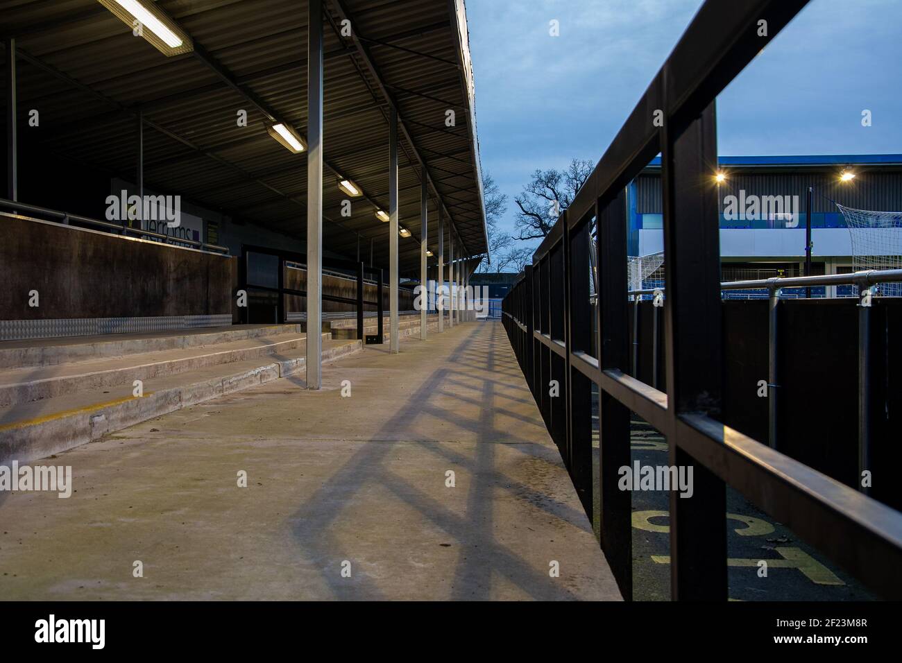 Solihull, Royaume-Uni. 09e mars 2021. Vue générale à l'intérieur du stade pendant le match de la Vanarama National League entre Solihull Moors et Stockport County FC au SportNation.bet Stadium à Solihull, Angleterre crédit: SPP Sport Press photo. /Alamy Live News Banque D'Images