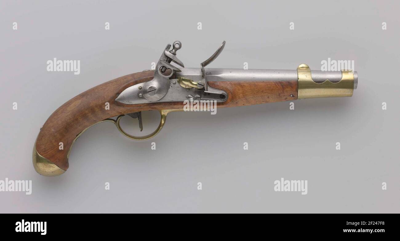 Vuursteen batterijslot legerpisool modèle M 1815; pistolet der lichte cavalerie M 1815.Flint verrou batterie fauteuil modèle M 1815, avec boucle ronde lisse, qui passe à la pièce dans une section de cinq dimensions. Signé sur la queue du cours: M1815. Signé sur le cours: 1816, L et GB. Fente : verrou de batterie à peluches, bac à poudre en laiton, marqué : 16, SF et couronne l'une au-dessus de l'autre. Bois: Noyer. Timbre rond câblé : GH-Delft-1841. Pâte ; laiton, manchon ouvert à l'avant du plateau, qui sert à confirmer la boucle ; contre-plaque ; support de déclenchement ; Kolfkap. Banque D'Images