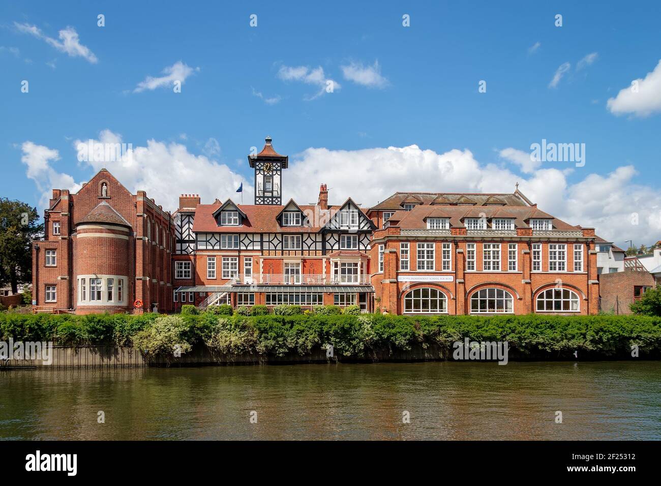 TWICKENHAM, MIDDLESEX/UK - MAI 8 : St James Independent School for Boys à Twickenham Middlesex le 8 mai 2005 Banque D'Images