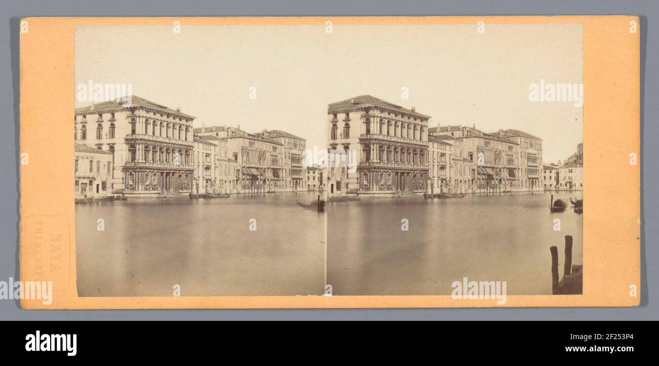 Vue sur CA 'Rezzonico, Palazzo Giustinien et CA' Foscari à Venise .. Banque D'Images