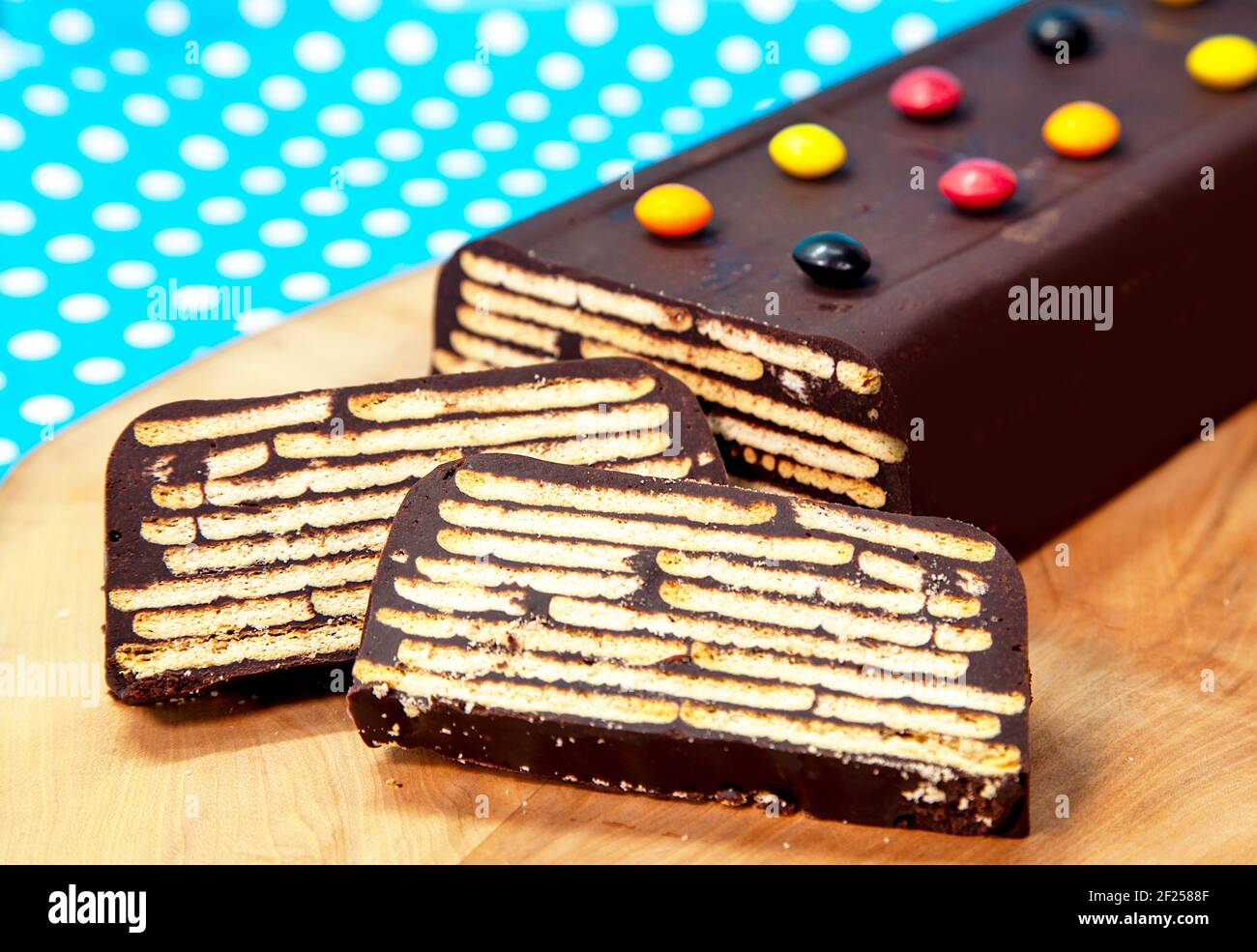 Gateau Froid Pour Chien Gateau Allemand Kalter Hund Gateau Au Beurre Brun Gateau Au Chocolat Photo Stock Alamy